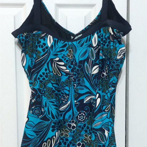 Silhouette Collections Ladies 1 Pc Swimsuit 18 D Womenโs Bathing suit Floral - Picture 5 of 10